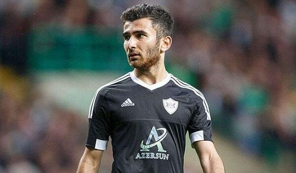 Vəzifəli şəxs azərbaycanlı futbolçunu soydu