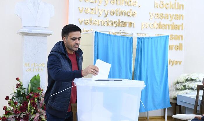 Dövlət Komitəsi yanında İctimai Şuraya seçkilər keçirildi