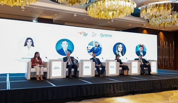 QDF-in təşkilatçılığı ilə forum keçirildi